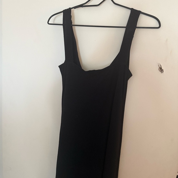 LBD!! - Picture 3 of 5